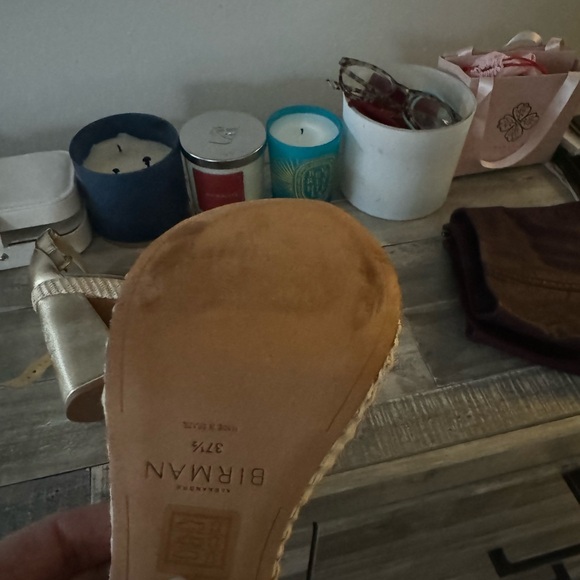 Gorgeous Gold Alexandre Birman chunky block heel shoes - Picture 8 of 9